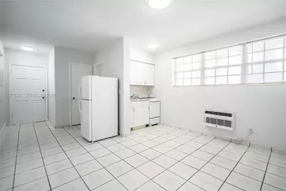 1940 Bay Dr #6, Miami Beach, FL 33141 - Photo 3