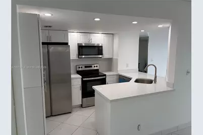 4010 Galt Ocean Dr #1411, Fort Lauderdale, FL 33308 - Photo 9