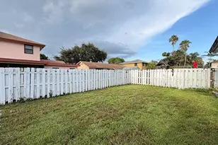 11641 NW 42nd St, Sunrise, FL 33323 - Photo 15