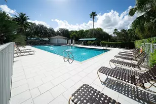 720 Falling Water Rd, Weston, FL 33326 - Photo 37
