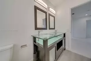 720 Falling Water Rd, Weston, FL 33326 - Photo 9