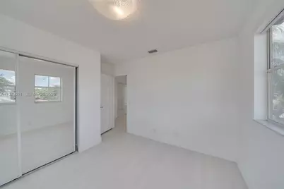 720 Falling Water Rd #720, Weston, FL 33326 - Photo 15