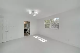 720 Falling Water Rd, Weston, FL 33326 - Photo 19