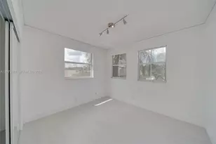 720 Falling Water Rd, Weston, FL 33326 - Photo 21