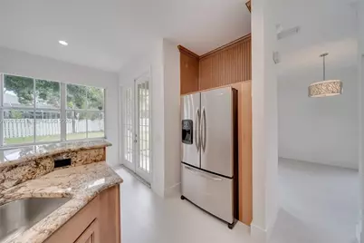 720 Falling Water Rd #720, Weston, FL 33326 - Photo 27