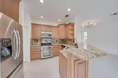 720 Falling Water Rd #720, Weston, FL 33326 - Photo 29