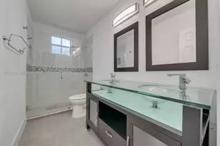720 Falling Water Rd, Weston, FL 33326 - Photo 7