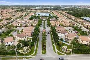 8881 W 35th Ln, Hialeah, FL 33018 - Photo 29