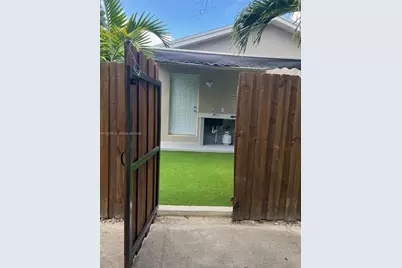 5004 SW 140th Ct #A, Miami, FL 33175 - Photo 5