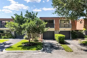 11112 N Harmony Lake Cir, Davie, FL 33324 - Photo 1