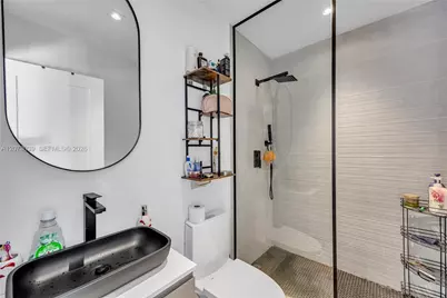 835 NE 120th St, Biscayne Park, FL 33161 - Photo 31