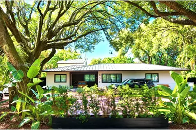 835 NE 120th St, Biscayne Park, FL 33161 - Photo 1