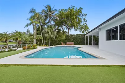 1721 NW 114th Ave, Pembroke Pines, FL 33026 - Photo 11