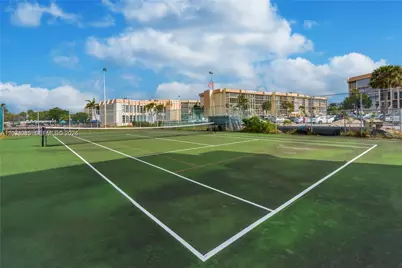 2000 Atlantic Shores Blvd #107, Hallandale Beach, FL 33009 - Photo 13