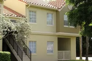 18304 NW 68th Ave, Hialeah, FL 33015 - Photo 13