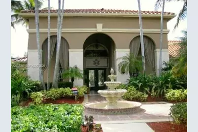 18304 NW 68th Ave #N, Hialeah, FL 33015 - Photo 25