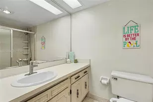 3090 N Course Dr, Pompano Beach, FL 33069 - Photo 21