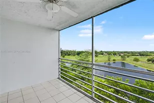 3090 N Course Dr, Pompano Beach, FL 33069 - Photo 31