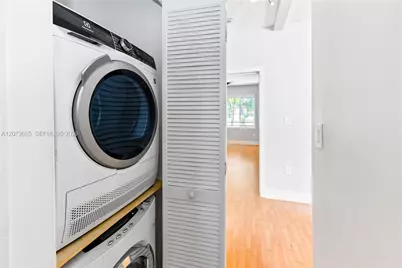 1000 Meridian Ave #8, Miami Beach, FL 33139 - Photo 13