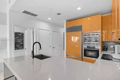 6799 Collins Ave #407, Miami Beach, FL 33141 - Photo 9