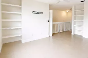 18316 NW 68th Ave, Hialeah, FL 33015 - Photo 9