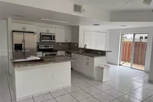 15870 SW 85th Ln, Miami, FL 33193 - Photo 3