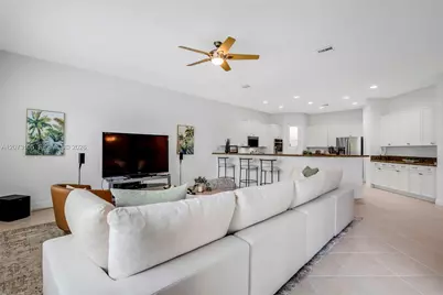 15190 SW 34th St, Davie, FL 33331 - Photo 13