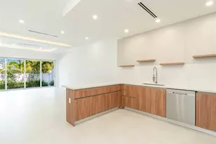 1421 SW 24th Ct, Fort Lauderdale, FL 33315 - Photo 3