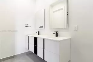 1421 SW 24th Ct, Fort Lauderdale, FL 33315 - Photo 15