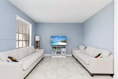24887 SW 113th Pl, Homestead, FL 33032 - Photo 3