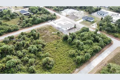 728 Cahn St E, Lehigh Acres, FL 33974 - Photo 1
