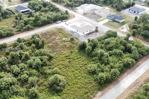 728 Cahn St E, Lehigh Acres, FL 33974 - Photo 1