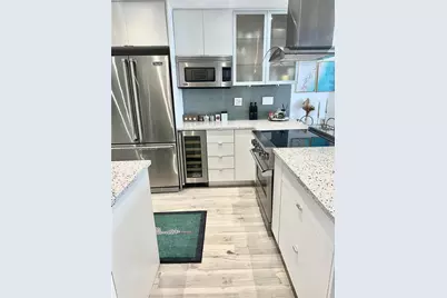 600 NE 36th St #705, Miami, FL 33137 - Photo 9