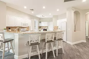 10545 Avila Cir, Fort Myers, FL 33913 - Photo 11