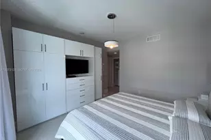 17301 Biscayne Blvd, North Miami Beach, FL 33160 - Photo 25