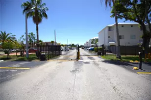 1221 SW 122nd Ave, Miami, FL 33184 - Photo 7