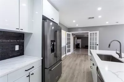 1725 NW 10th Ave, Fort Lauderdale, FL 33311 - Photo 27