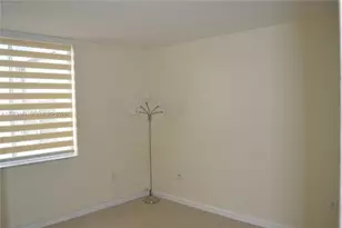 1720 NW N River Dr, Miami, FL 33125 - Photo 15