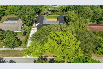 15321 SW 82nd Ave, Palmetto Bay, FL 33157 - Photo 9