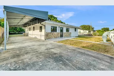 11815 SW 222nd St, Miami, FL 33170 - Photo 3