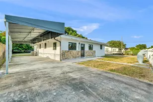 11815 SW 222nd St, Miami, FL 33170 - Photo 3