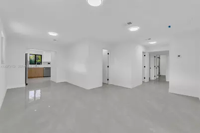 11815 SW 222nd St, Miami, FL 33170 - Photo 9