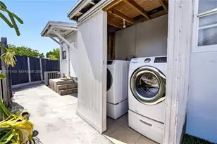 1120 SW 12th St, Miami, FL 33129 - Photo 33