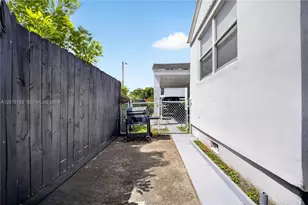 1120 SW 12th St, Miami, FL 33129 - Photo 31
