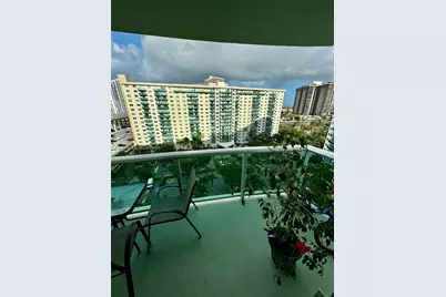 19390 Collins Ave #1004, Sunny Isles Beach, FL 33160 - Photo 17