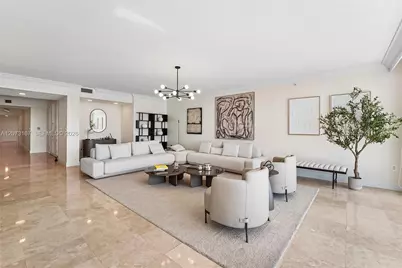 20201 E Country Club Dr #308, Aventura, FL 33180 - Photo 3