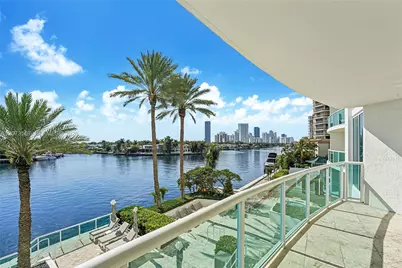 20201 E Country Club Dr #308, Aventura, FL 33180 - Photo 15