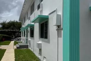 1973 Marseille, Miami Beach, FL 33141 - Photo 17