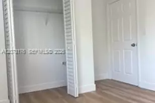 1613 NW 16th Ave, Miami, FL 33125 - Photo 5