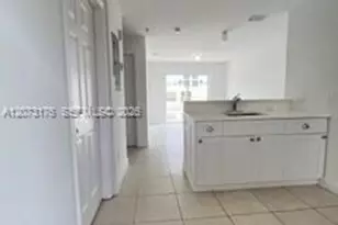 1613 NW 16th Ave, Miami, FL 33125 - Photo 1
